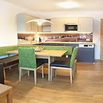 Apartman Tarlack Huetten 1a *
